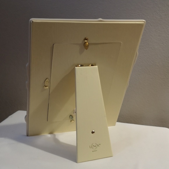 Beautiful Lenox Ceramic Ivory & Gold Tulip Design 5x7" Photo Frame Never-used - Picture 4 of 6